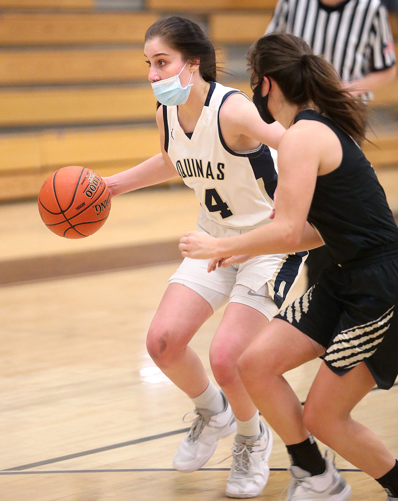 December 28: Lake Mills vs Aquinas